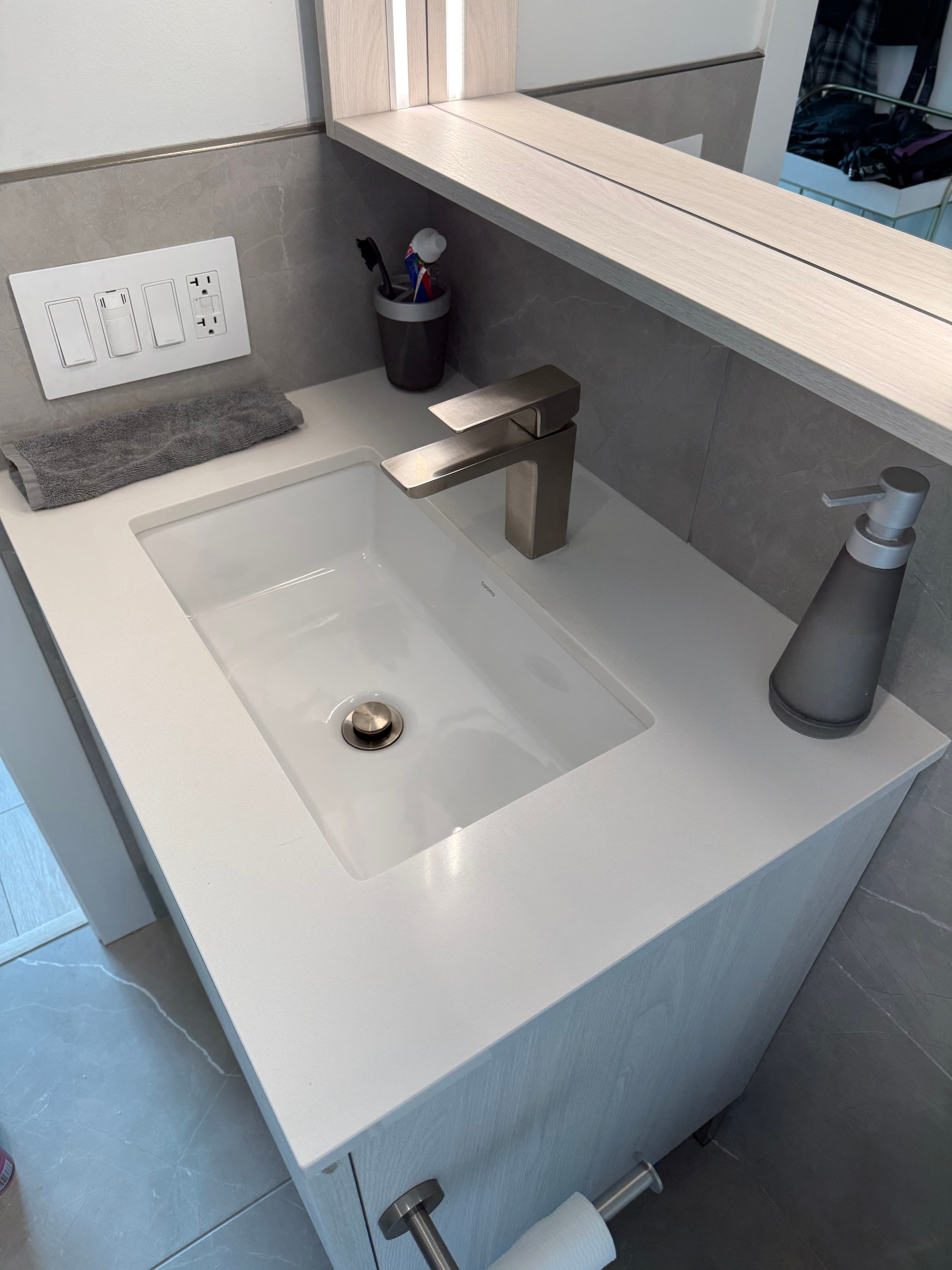 Bathroom Sink after cleaning